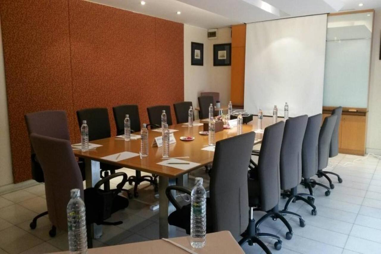 Ziniza The Boutique Service Apartment Bangkok Dış mekan fotoğraf